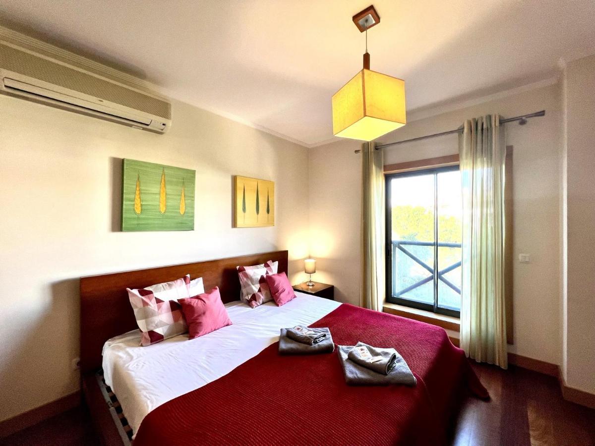 Modern 3 With Pool By Homing Appartement *